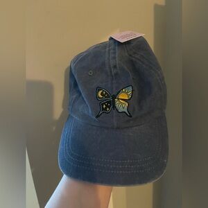 Cute butterfly hat -NWT